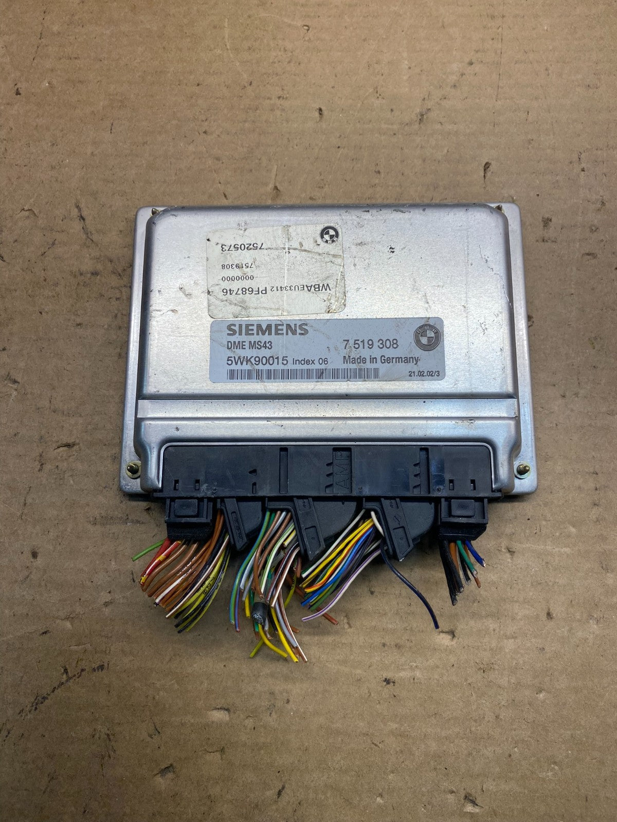2001 - 2003 BMW 325i 525i ECU ECM Engine Control Module Computer AD9999 DG0