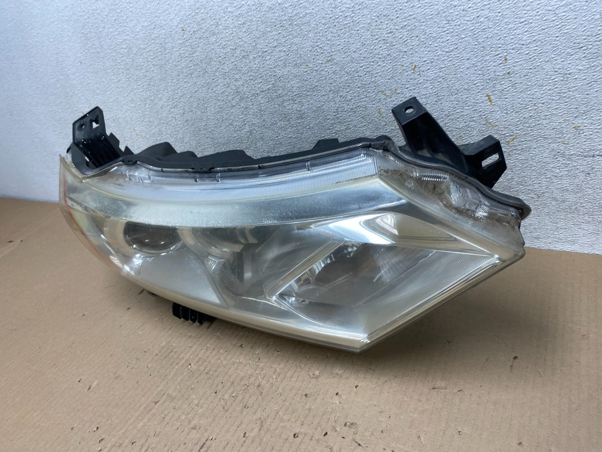 2012 to 2017 Nissan Quest Right Passenger RH Headlight Halogen AJ2538 DW1