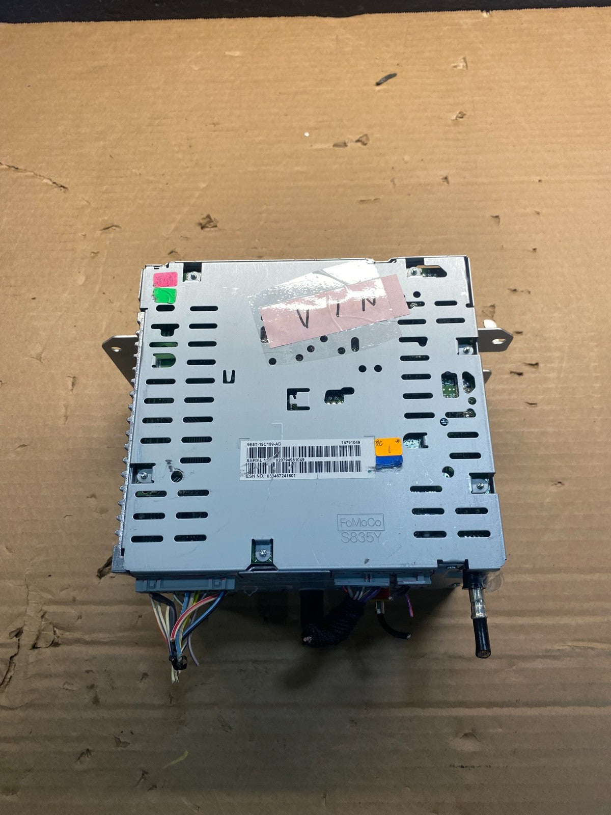 2010 to 2012 Ford Fusion Radio Audio Receiver AM FM CD MP3 ac8017 DG4