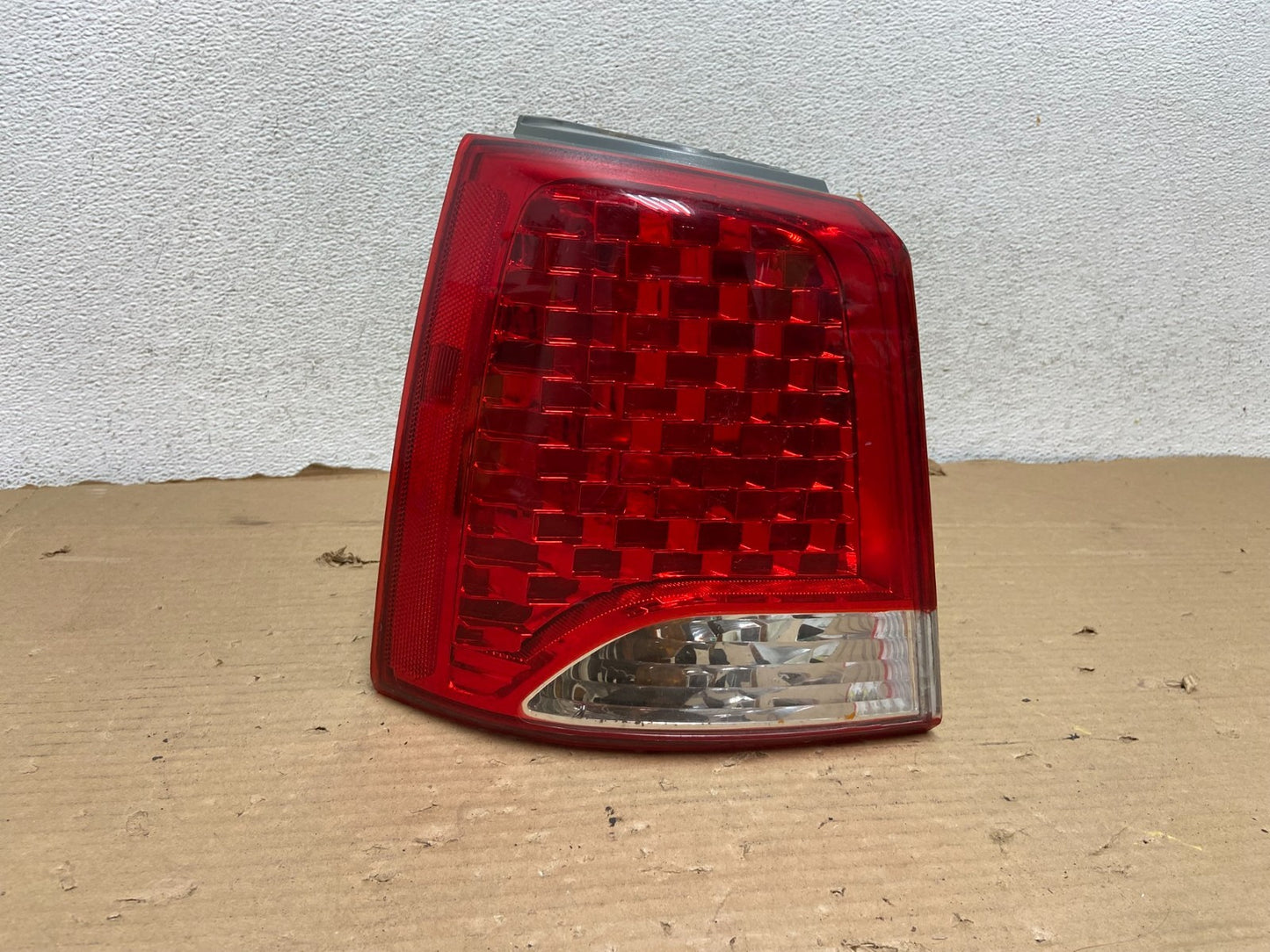 2010 2011 2012 Kia Sorento Left Driver LH Side Tail Light AG8196 LK0