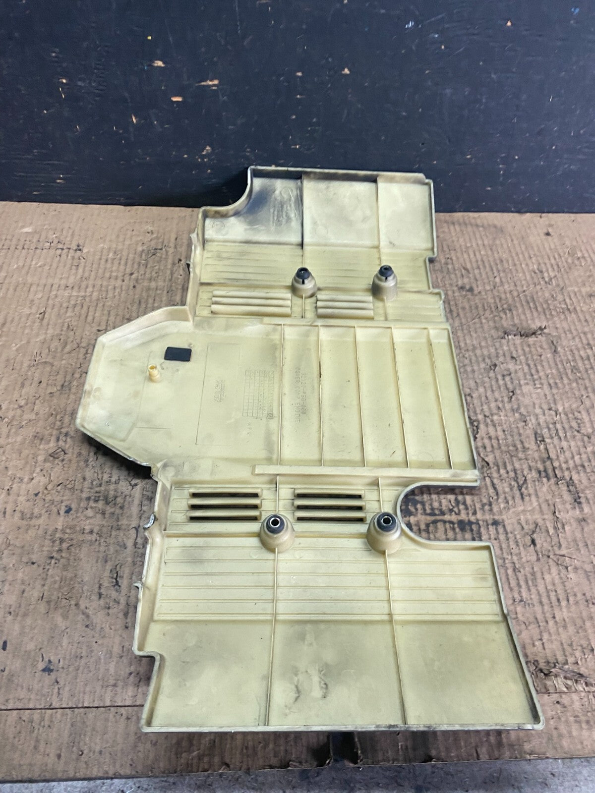 1996 to 1997 Acura TL 3.2L Engine Top Lid Cover 32120-P5G-000 N1958 PS6