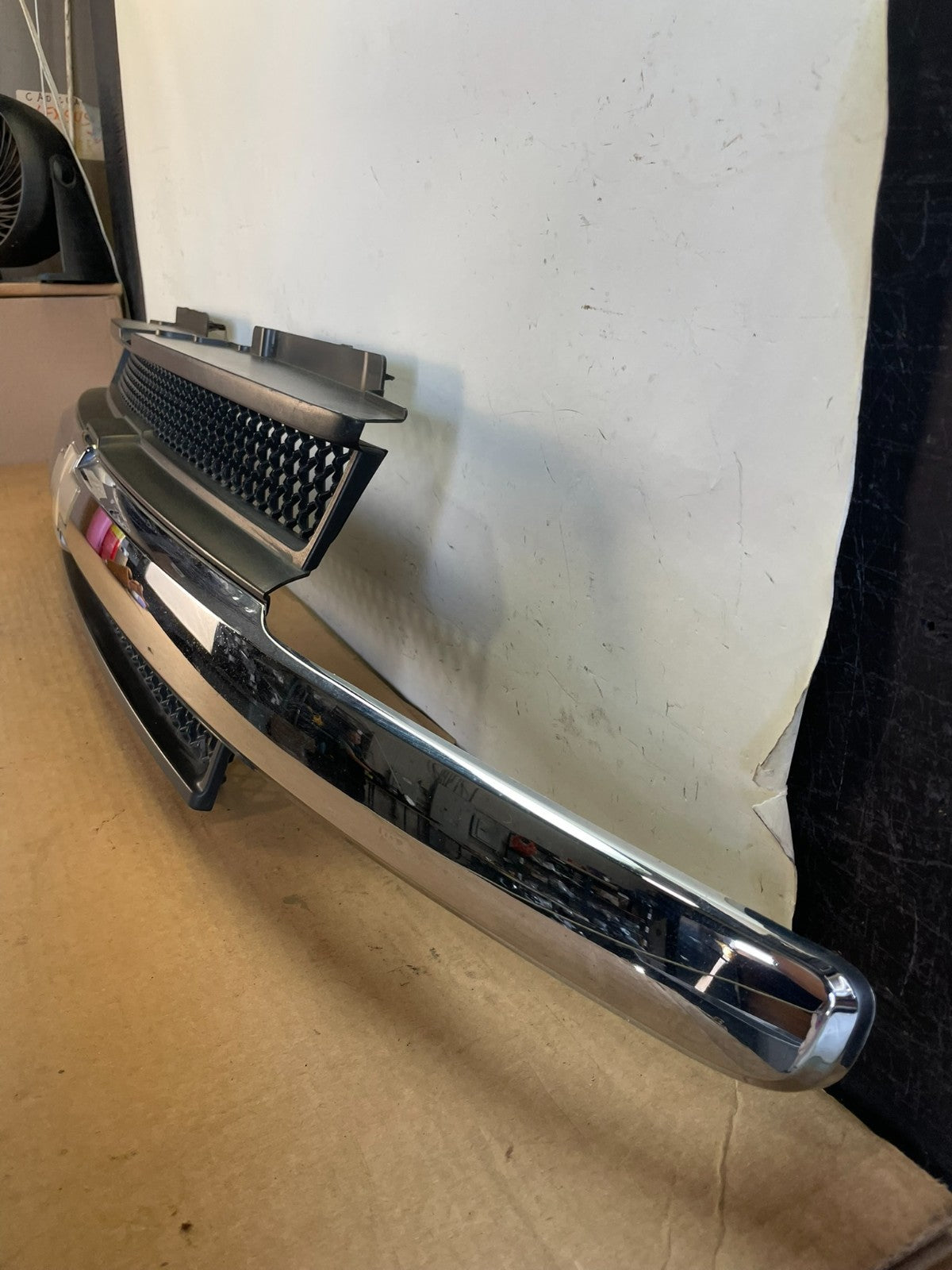 2002 to 2009 Chevrolet Trailblazer Front Upper Grille Grill AF8812 DG1