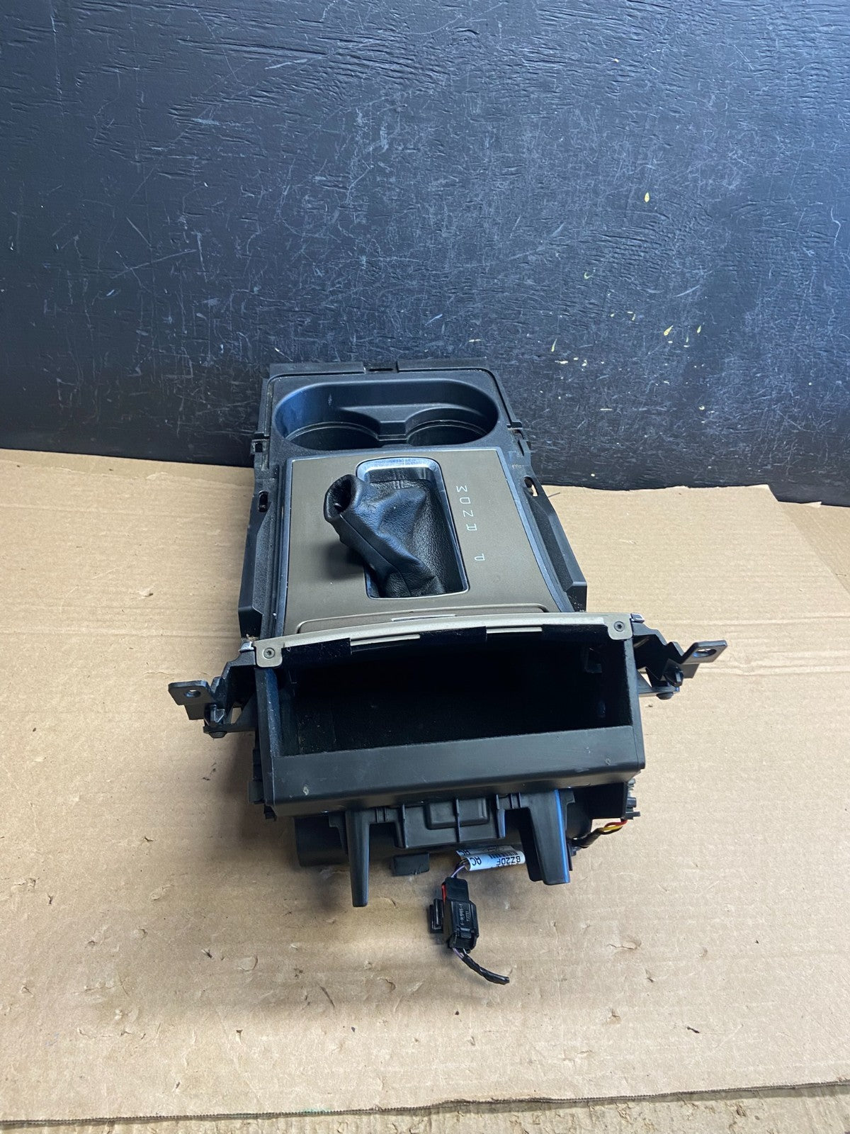 2011 2012 Lincoln MKX Center Console Gear Shifter Bezel Cup Holder Panel af24963