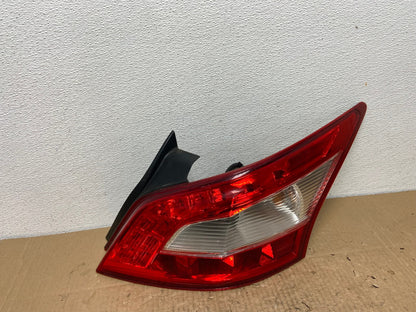 2009 2010 2011 Nissan Maxima Right Passenger RH Side Tail light OEM AC4043 LK0