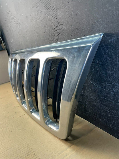 1999 to 2003 Jeep Grand Cherokee Front Upper Grill Grille ad5752 DG1