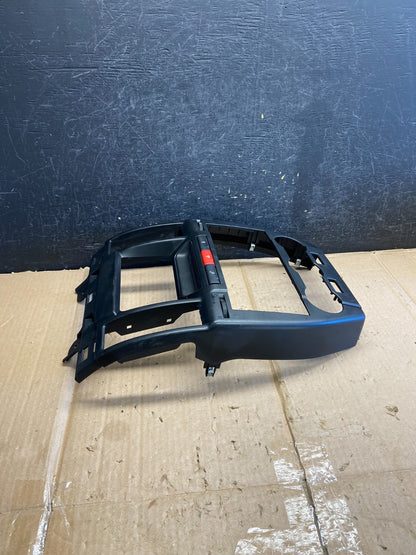 2008-2012 Land Rover LR2 Center Radio Climate Dash Air Vent Bezel ai2677 DG1