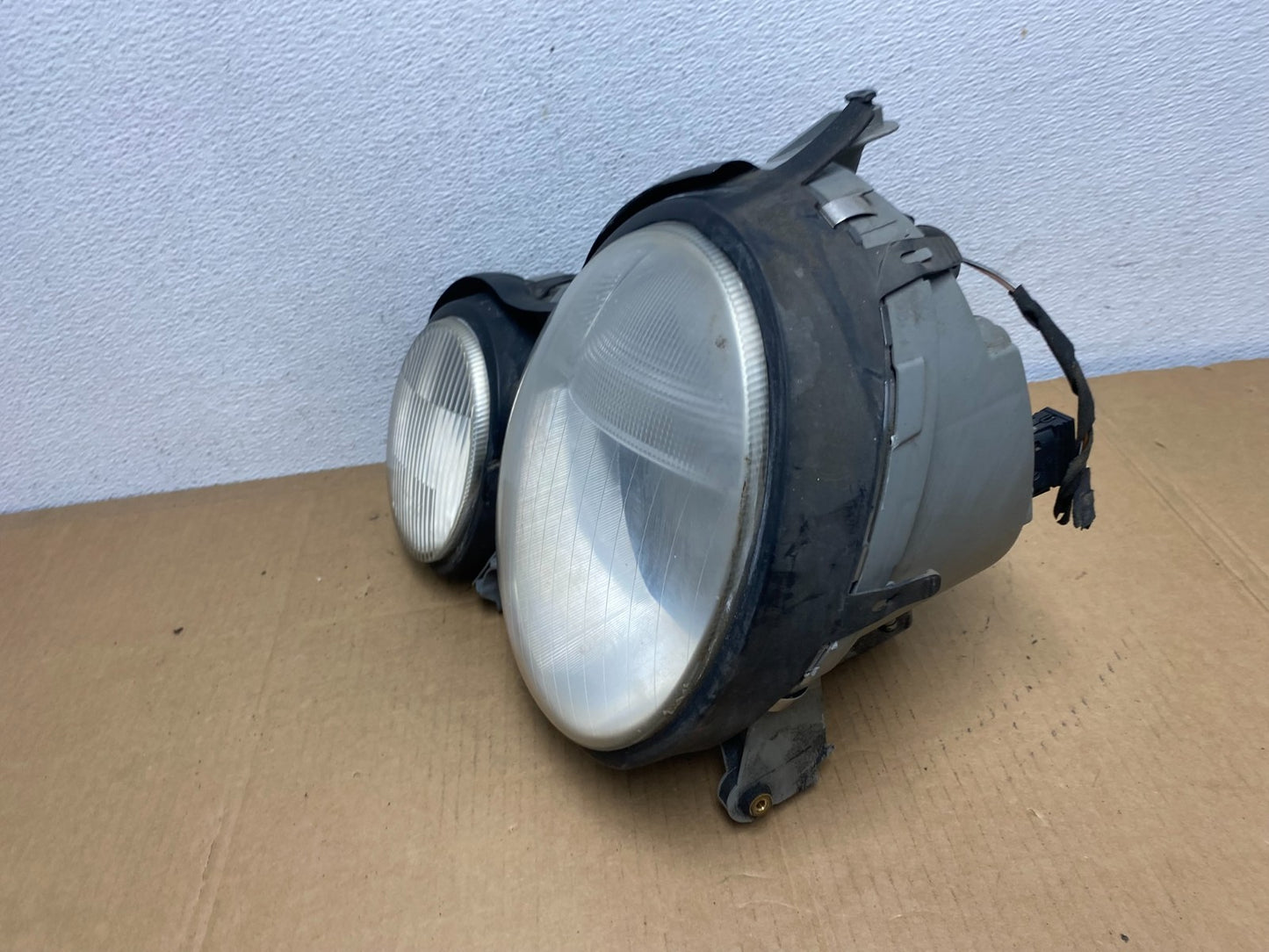 2000-2002 Mercedes E E320 E430 Left Driver LH Xenon HID Headlight AD0739 DW1