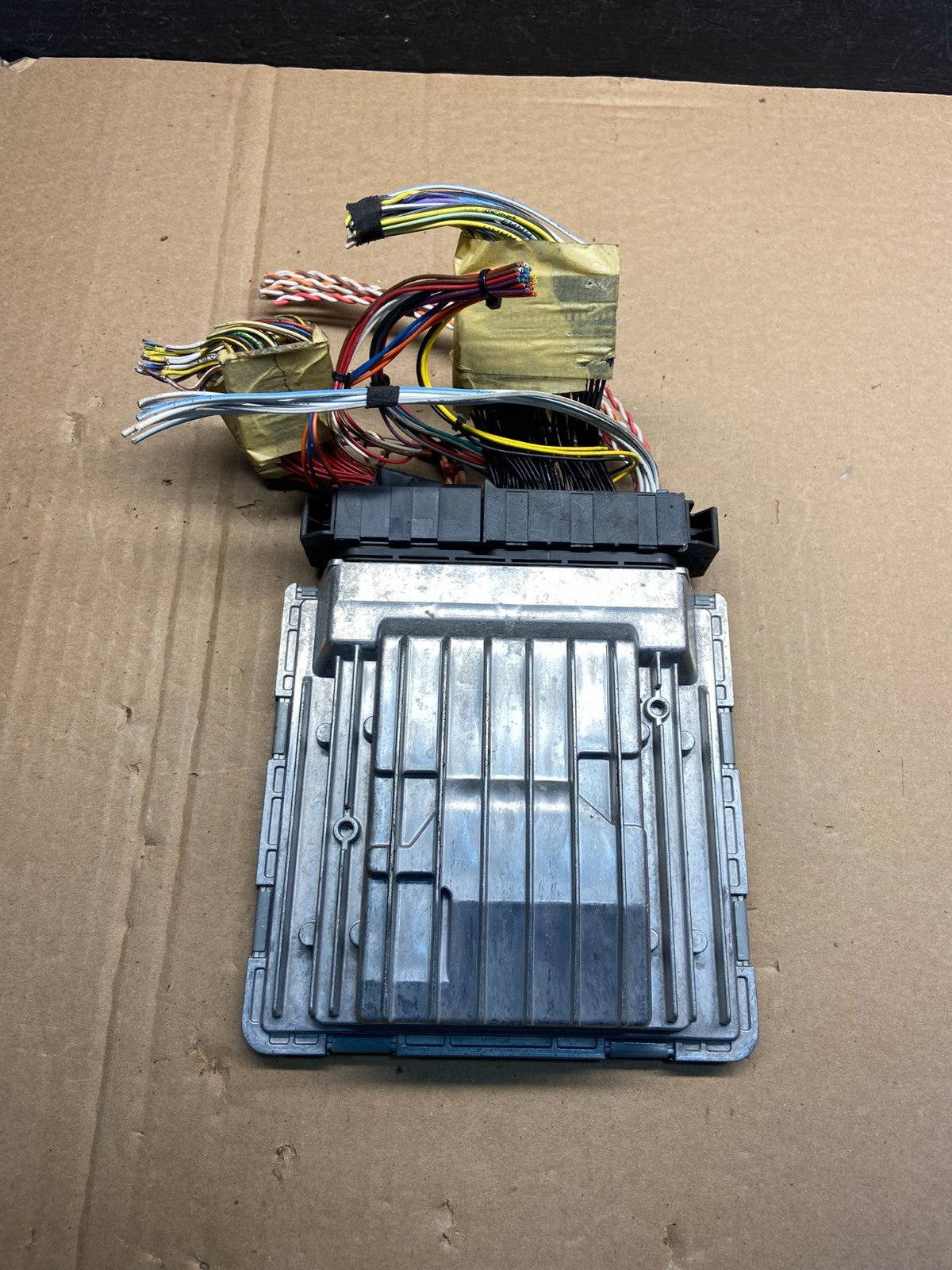 2007 to 2010 BMW N54 335i 535i Engine ECU ECM Computer Module 7604567 AE2291 DW1