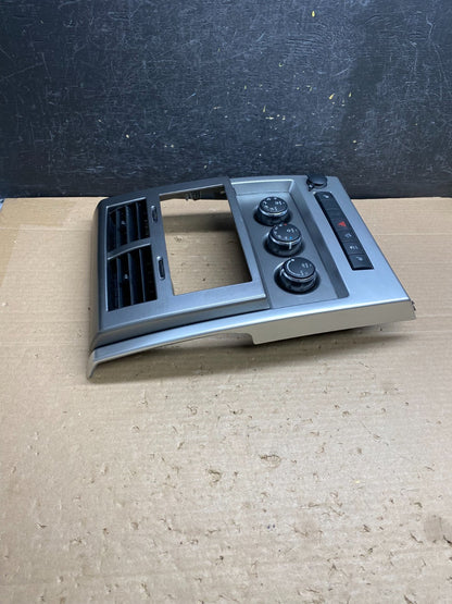 2008 to 2012 Jeep Liberty Dash Climate Temperature Control Radio Bezel AG6397 DG1