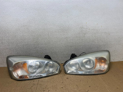 2004 to 2007 Chevrolet Malibu Left+Right Set Headlights W5304 DW0
