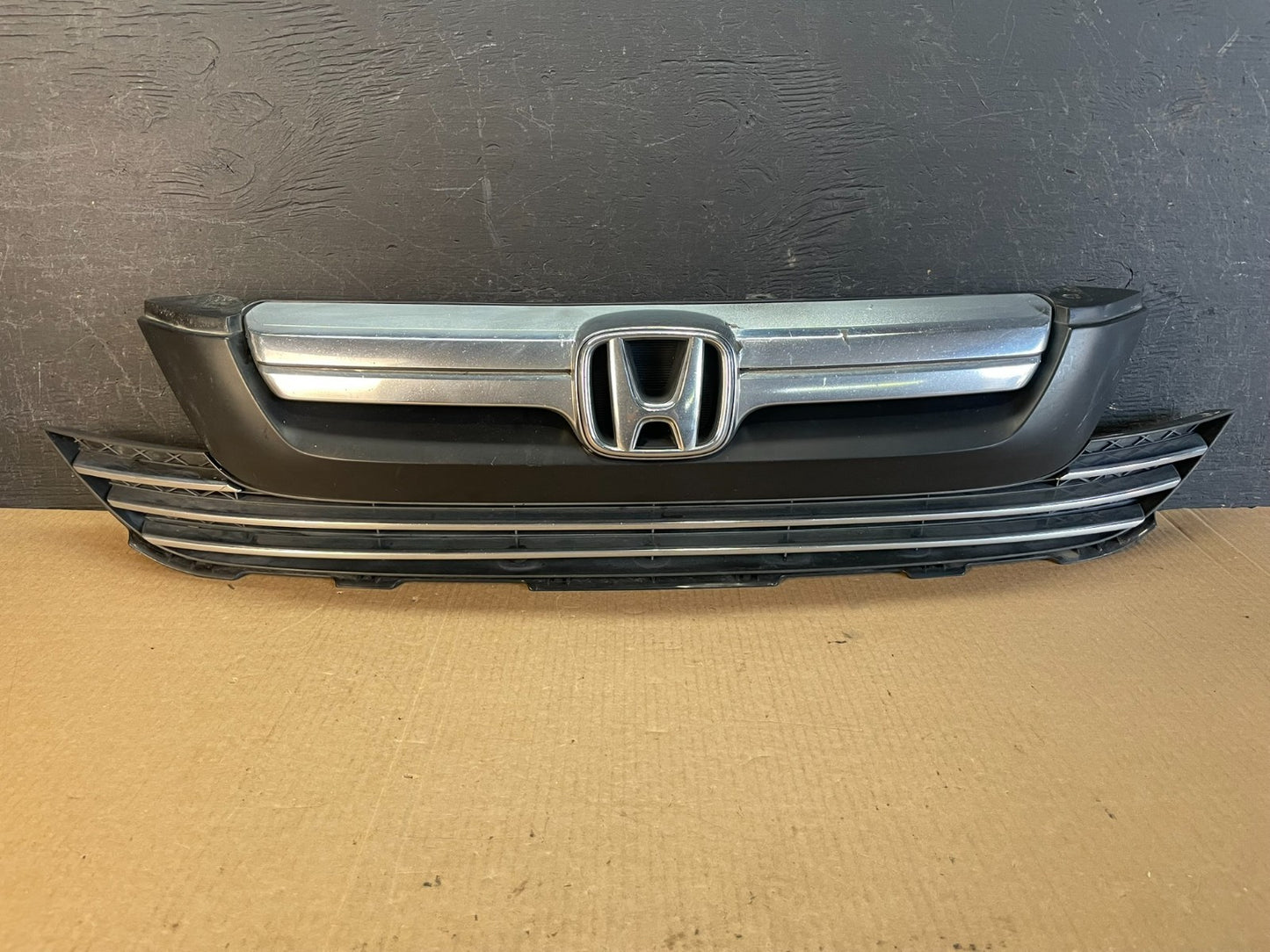 2007 2008 2009 Honda CR-V CRV Front Upper Grille Grill Aftermarket AF3726 DG0