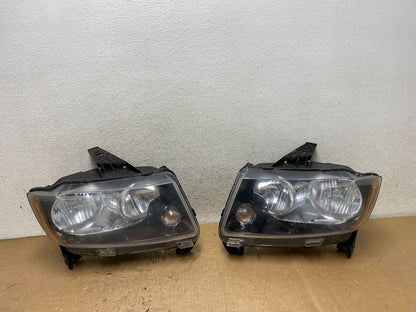 2011-2013 Jeep Grand Cherokee Left+Right Halogen Headlights AI9085 DW0