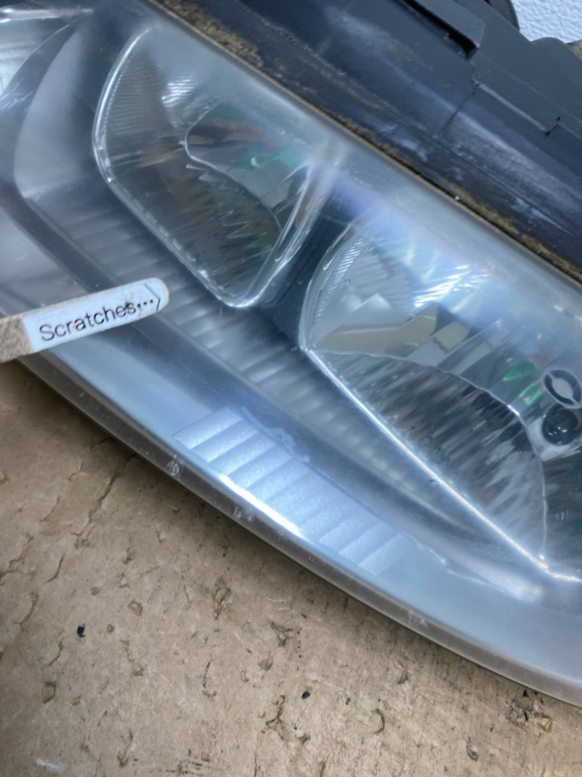 2005 to 2009 Volvo S60 Left Halogen Driver Side Headlight AD0556 DW3