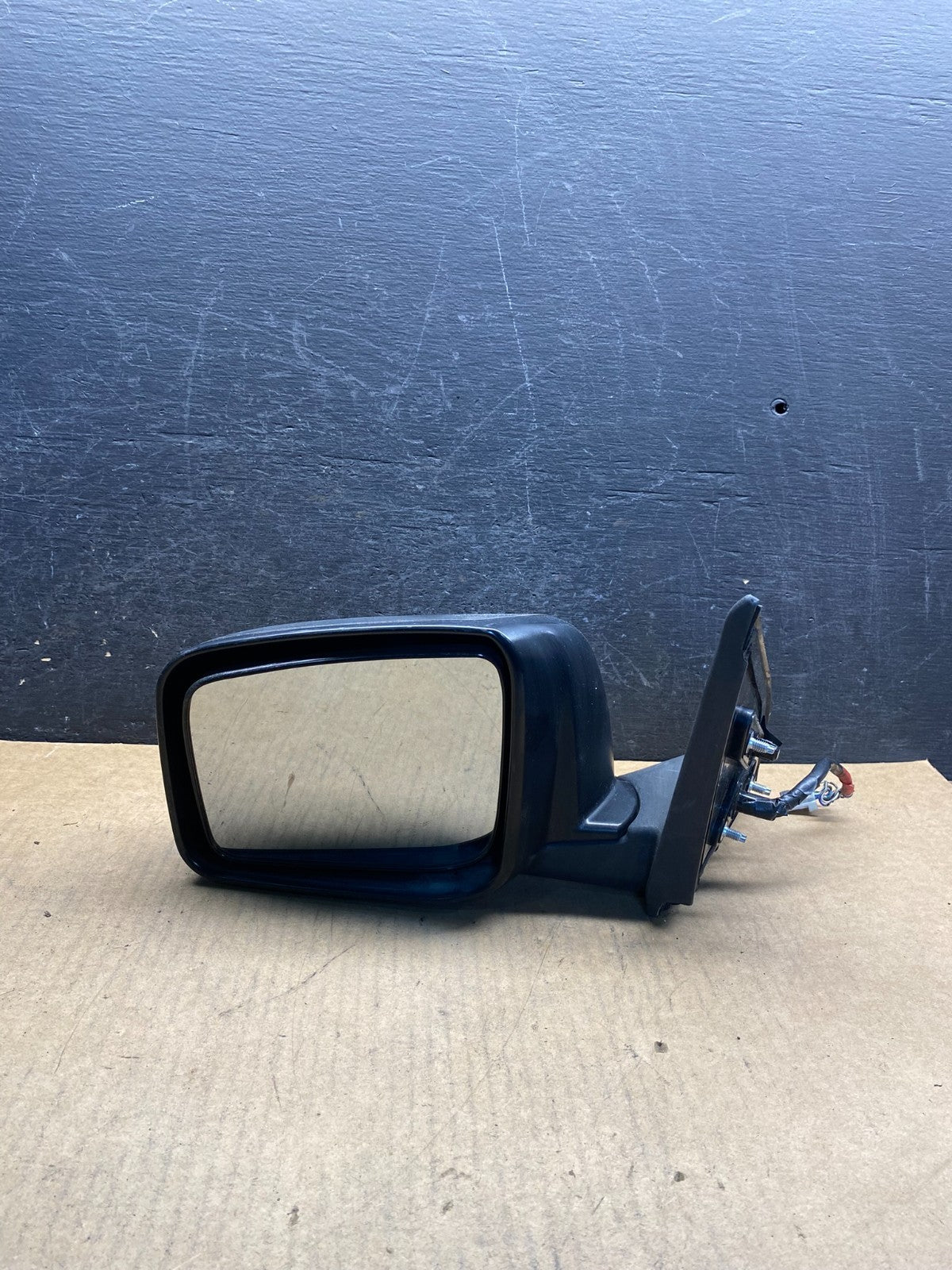 2008 to 2015 Nissan Rogue Left Driver LH Door Camera Mirror AH7057 DW9