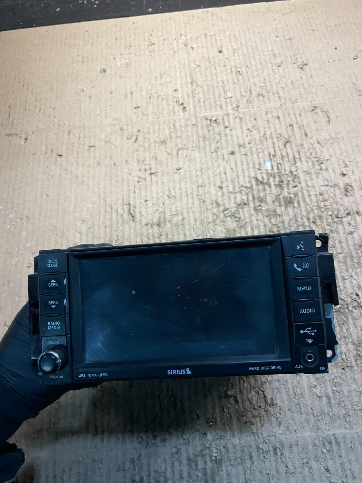 2007 2014 Jeep Dodge Chrysler Screen Display CD Player Satellite Radio V5385 DG0
