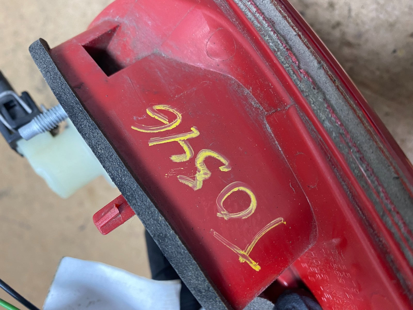 2006 to 2009 Saab 9-5 Left Driver LH Inner Tail Light T0546 DW5