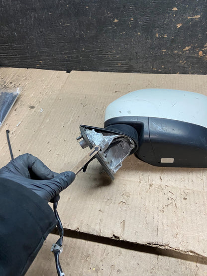 2011 to 2017 Nissan Quest Left Driver LH View Door Mirror OEM X7999 MS5