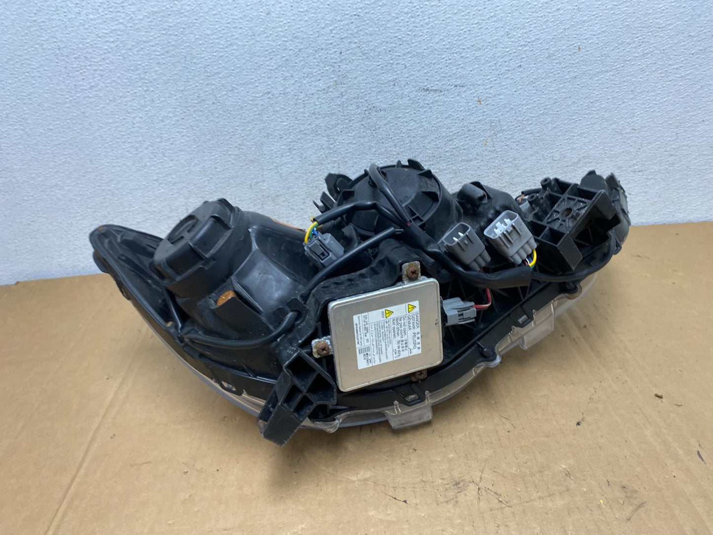 2011 - 2019 Mitsubishi Outlander Sport Left Driver Xenon Headlight AD2758 DW8
