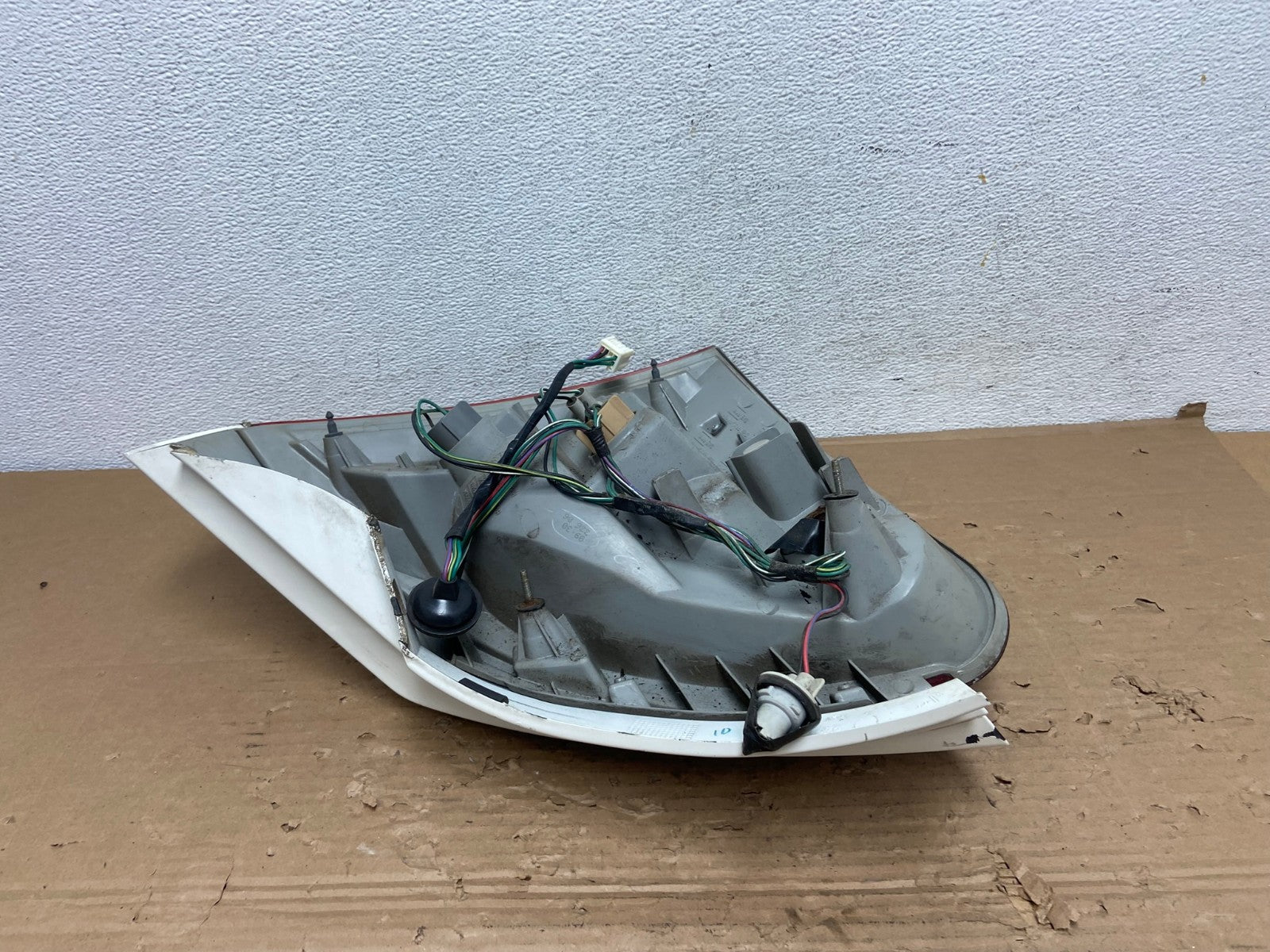 2004 2005 2006 2007 2008 Nissan Maxima Left Driver Lh Tail Light AD4369 LK5