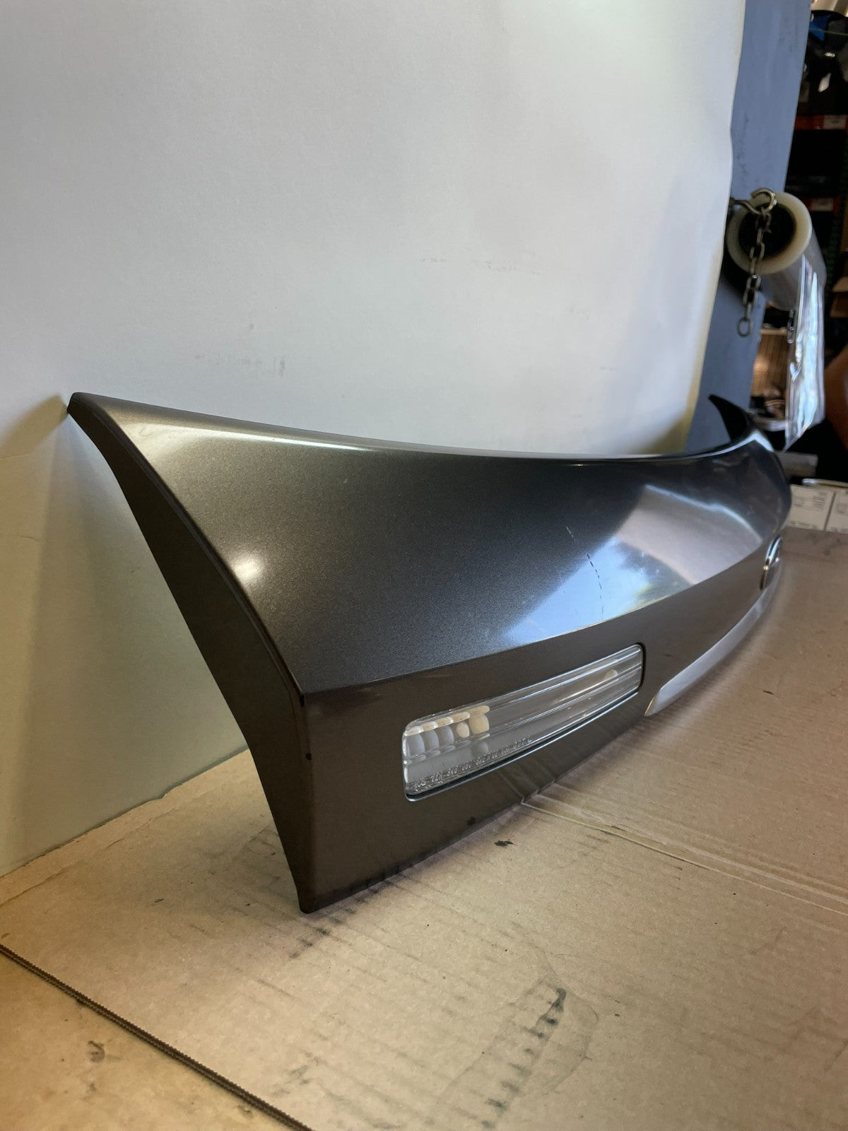 2005-2009 Subaru Legacy Outback Tail Lift Gate Trunk Finish Molding AH0470 DG2