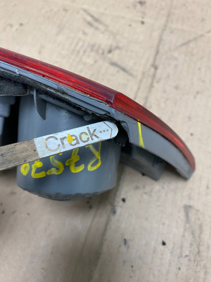 2003 2004 2005 Mazda 6 Right Passenger Inner Tail Light Taillight OEM R7578 DW5