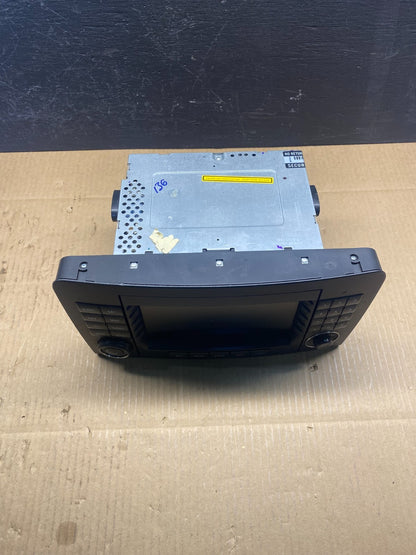 2006 2007 2008 Mercedes ML350 GL450 Radio Navigation Screen Display ad1488 DG3
