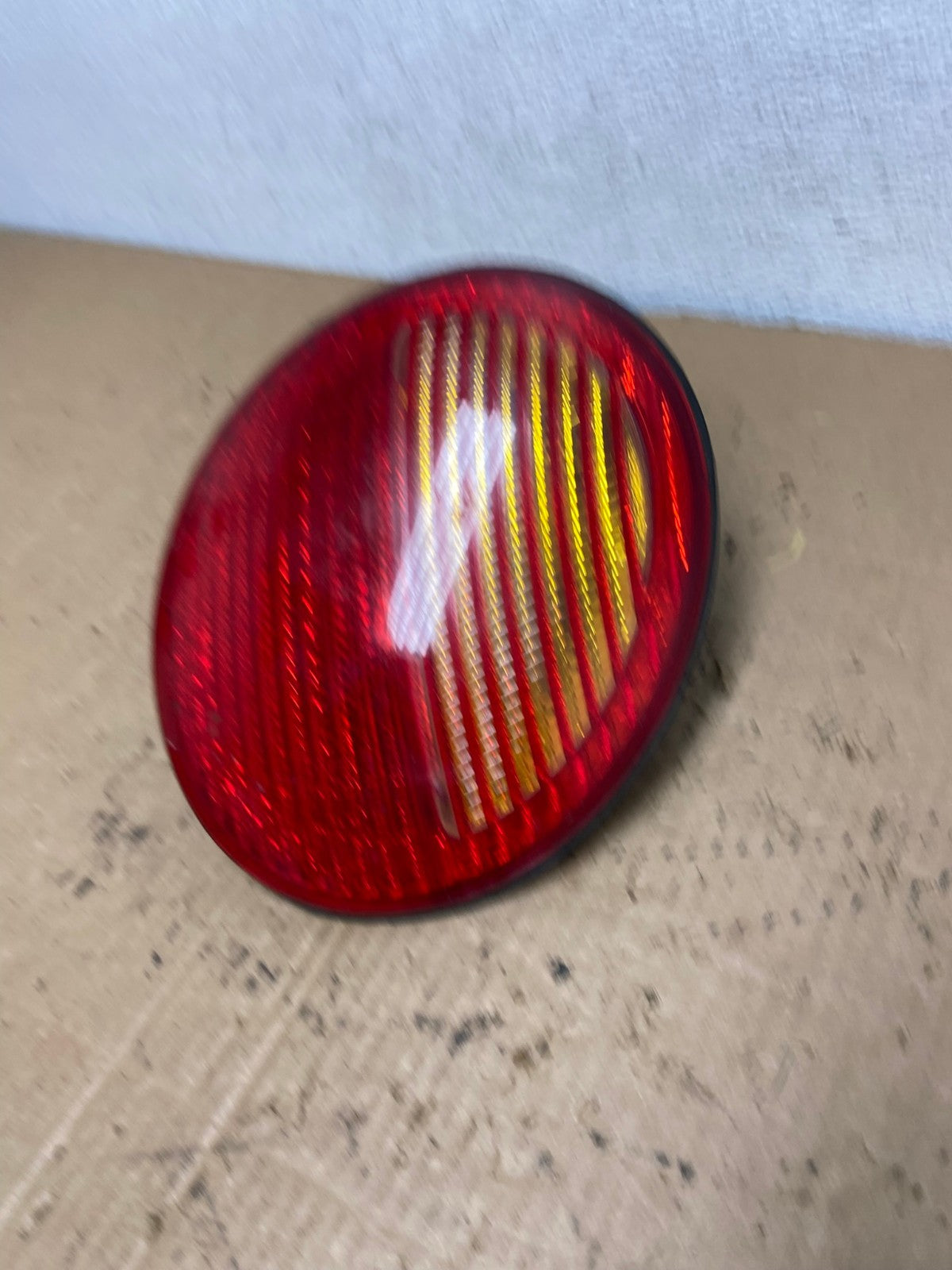 1998-2005 Volkswagen Beetle Left Driver LH Side Tail Light AD2452 LK1