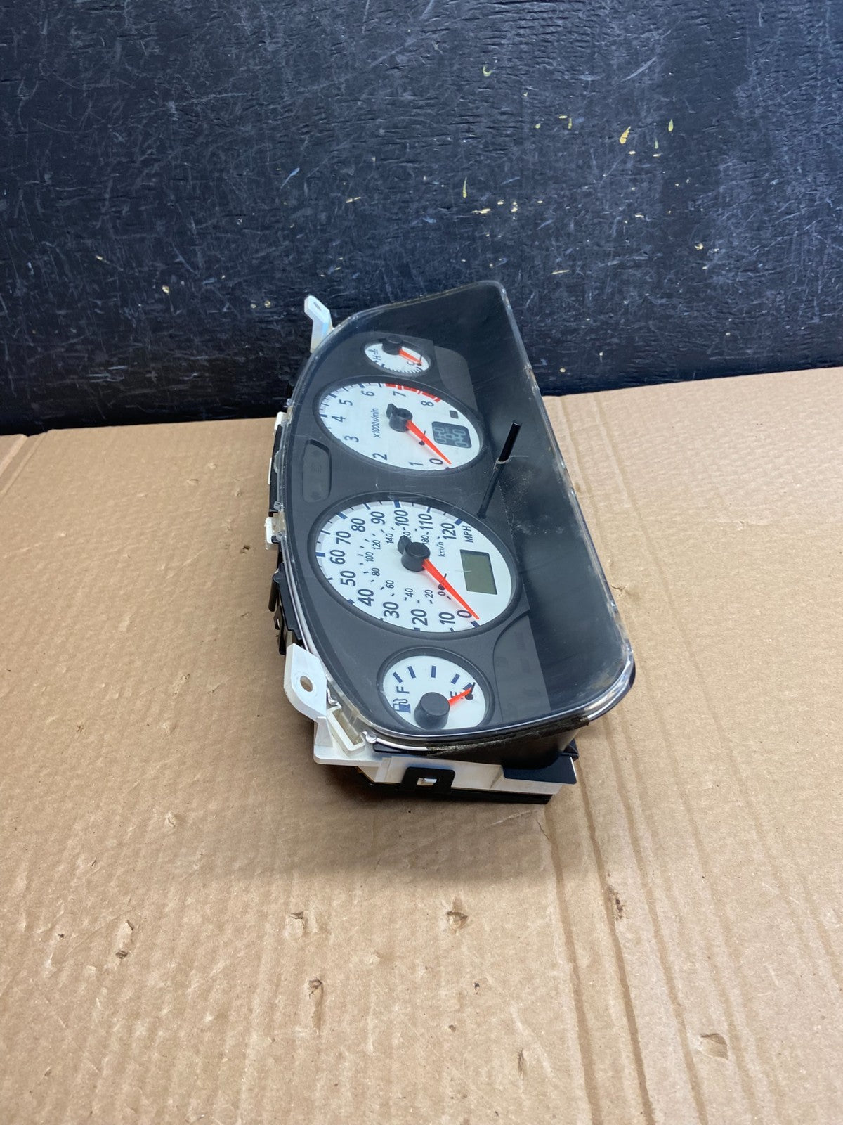 2001 to 2003 Nissan Pathfinder Speedometer Cluster Gauge AF61541