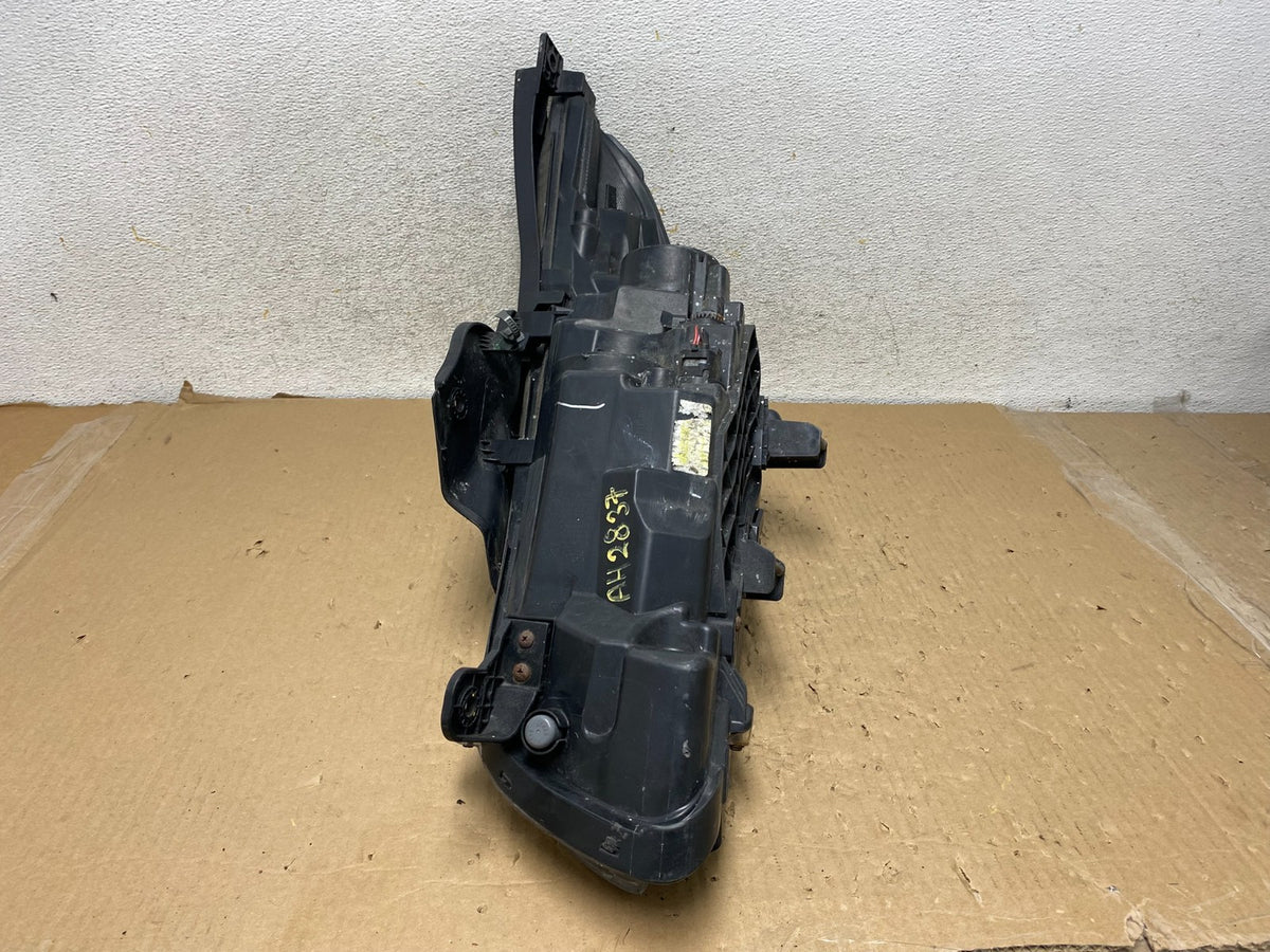 2015-2017 Hyundai Sonata Right Passenger RH Side Halogen Headlight AH2837 DW8