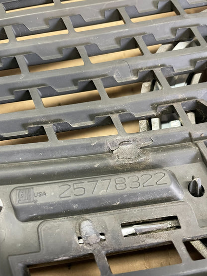2010 to 2012 Cadillac SRX Front Upper Grille Grill OEM AA8822 DG8
