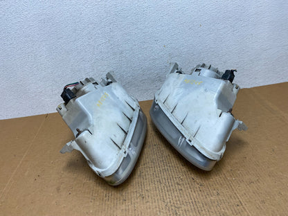 1999 2000 Hyundai Elantra Left+Right Side Headlights AE1245 DW8