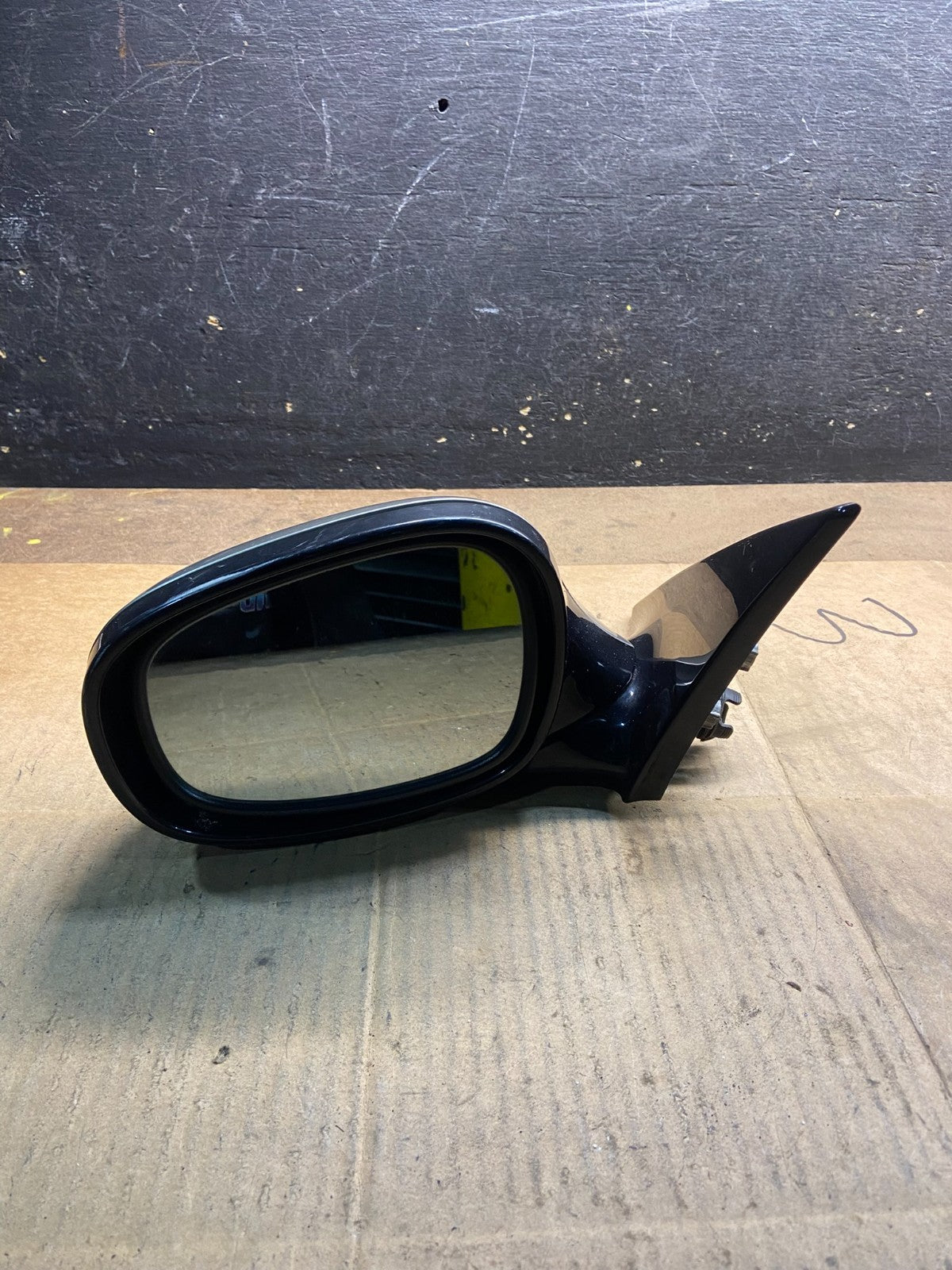 2009 to 2011 BMW 328i 335i Left Driver Lh Side View Door Mirror OEM Y3952 MS8