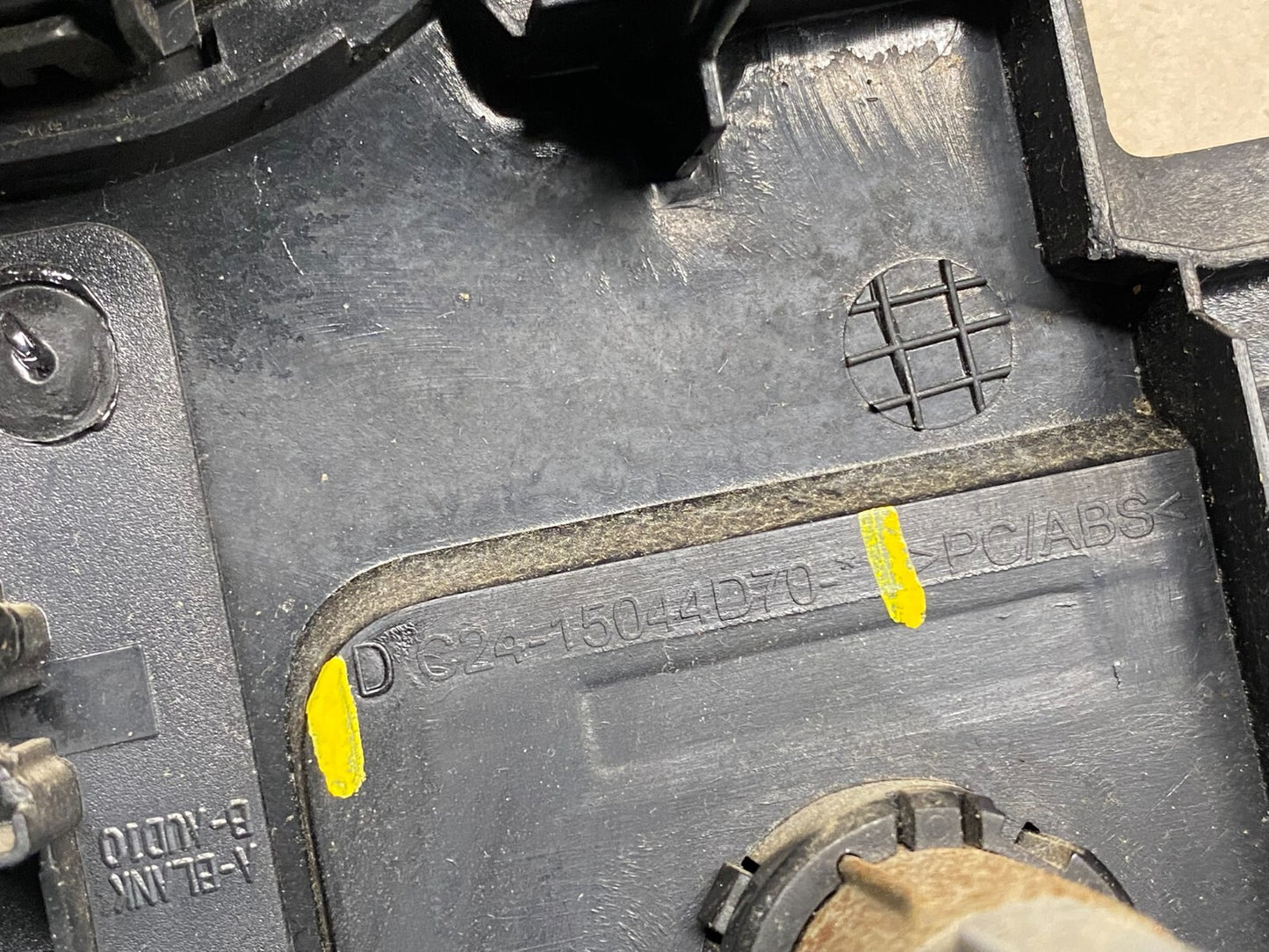 2009 - 2014 Ford E150 E250 Gauge Speedometer Cluster Radio Bezel Trim O1593 DG5