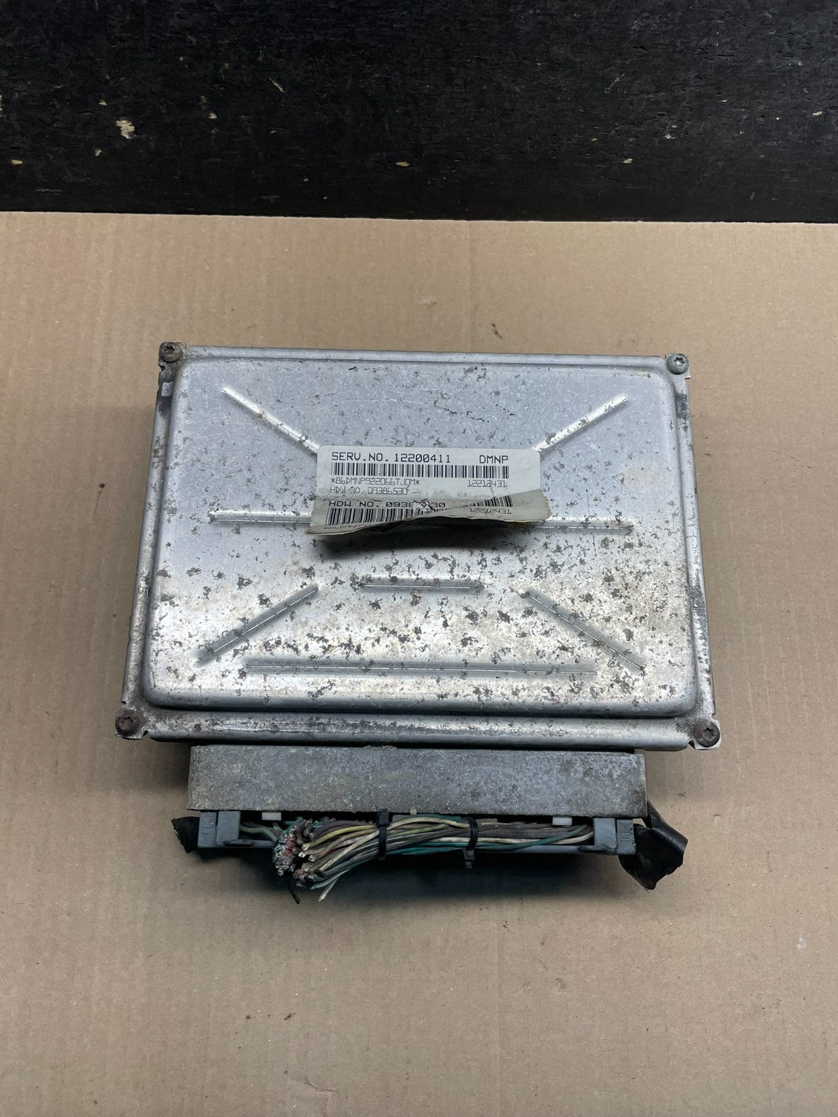 2001-2002 Silverado Tahoe Engine Computer Module 12200411 ECM ECU AI5251 DG0