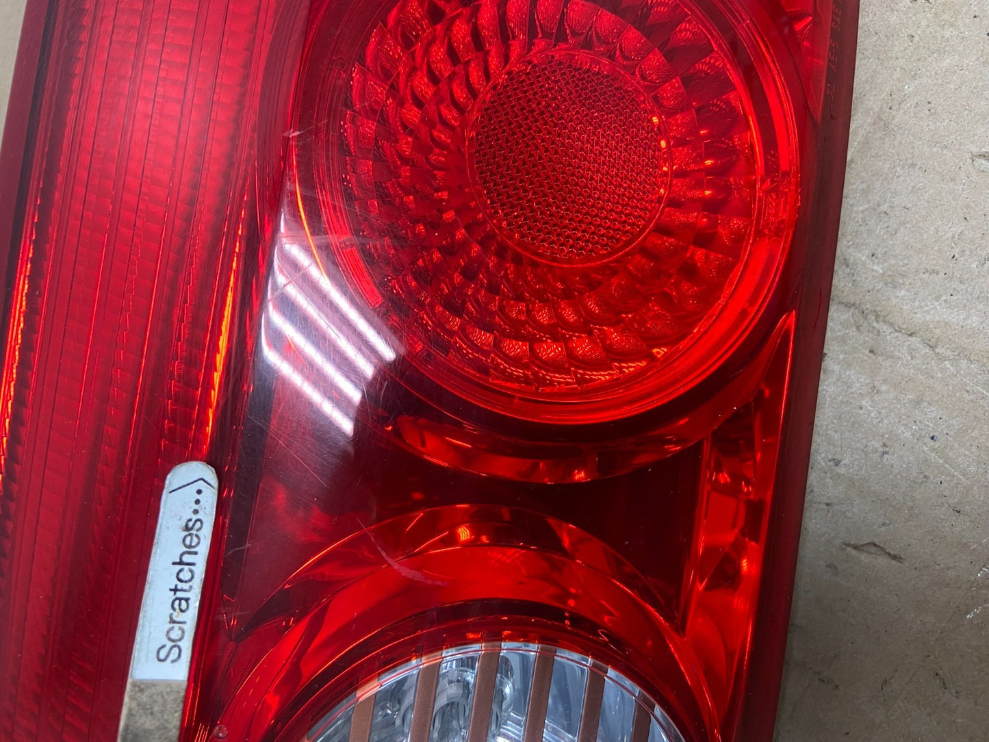 2006 to 2010 Toyota Sienna Right Passenger Rh Inner Tail Light AE6013 DW3