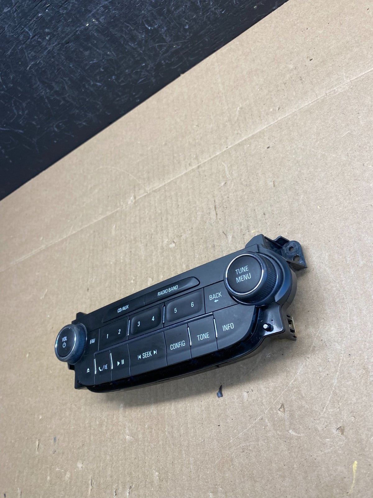 2014 2015 Chevrolet Malibu AM FM Radio Control Panel AC6229 DG1