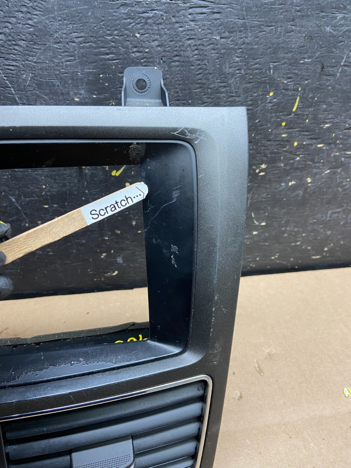 2013 - 2017 Lincoln Mkt Center Dash Gps Radio Bezel Panel Air Vent OEM T4603 DG1