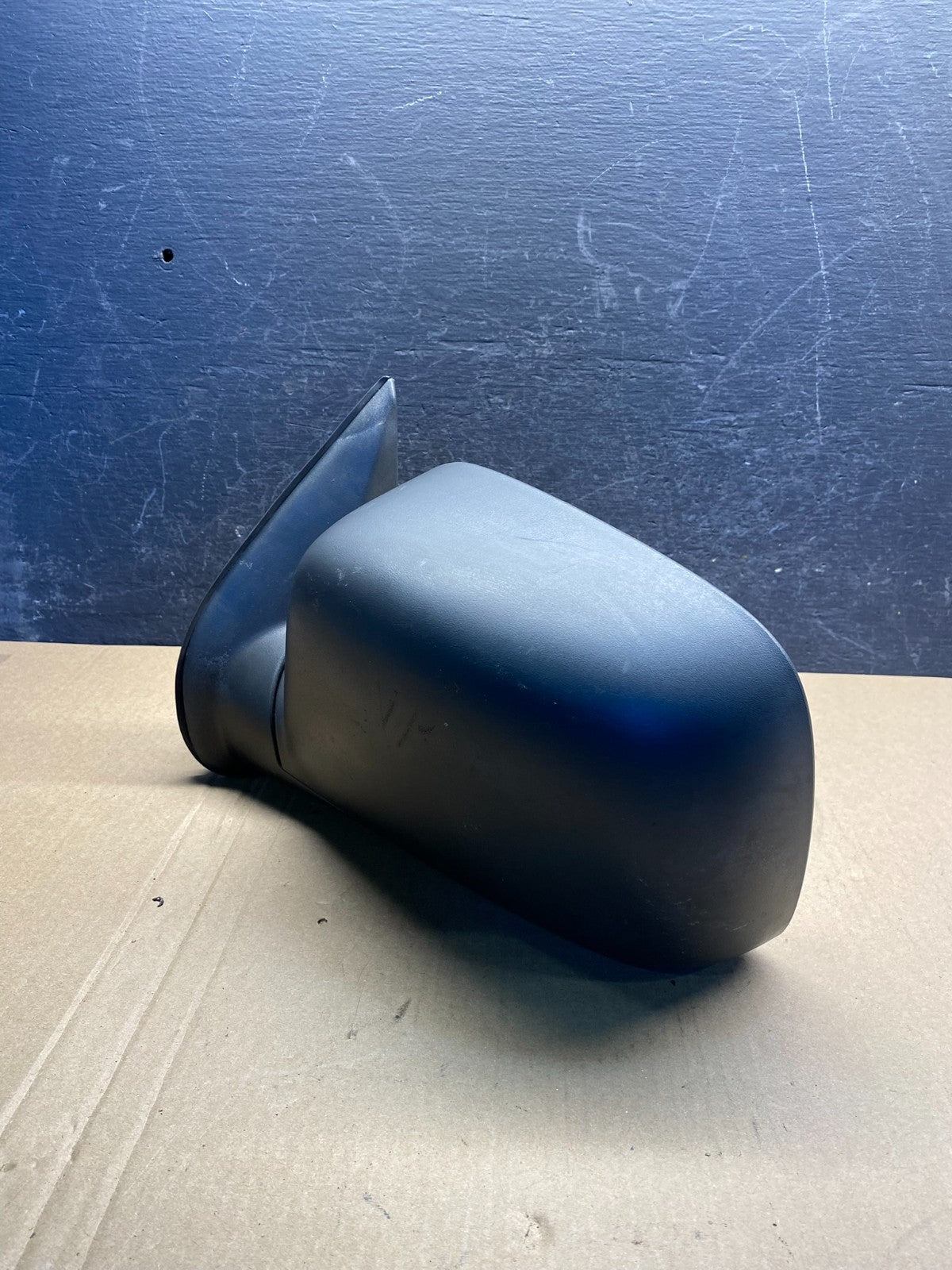 2004 to 2012 Chevrolet Colorado Left Side View Manual Door Mirror AG3507 PS2
