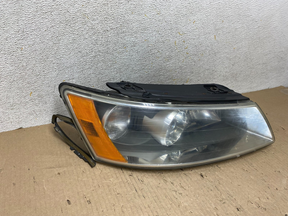 2006-2008 Hyundai Sonata Right Passenger Rh Side Headlight Halogen AH5929 DW1