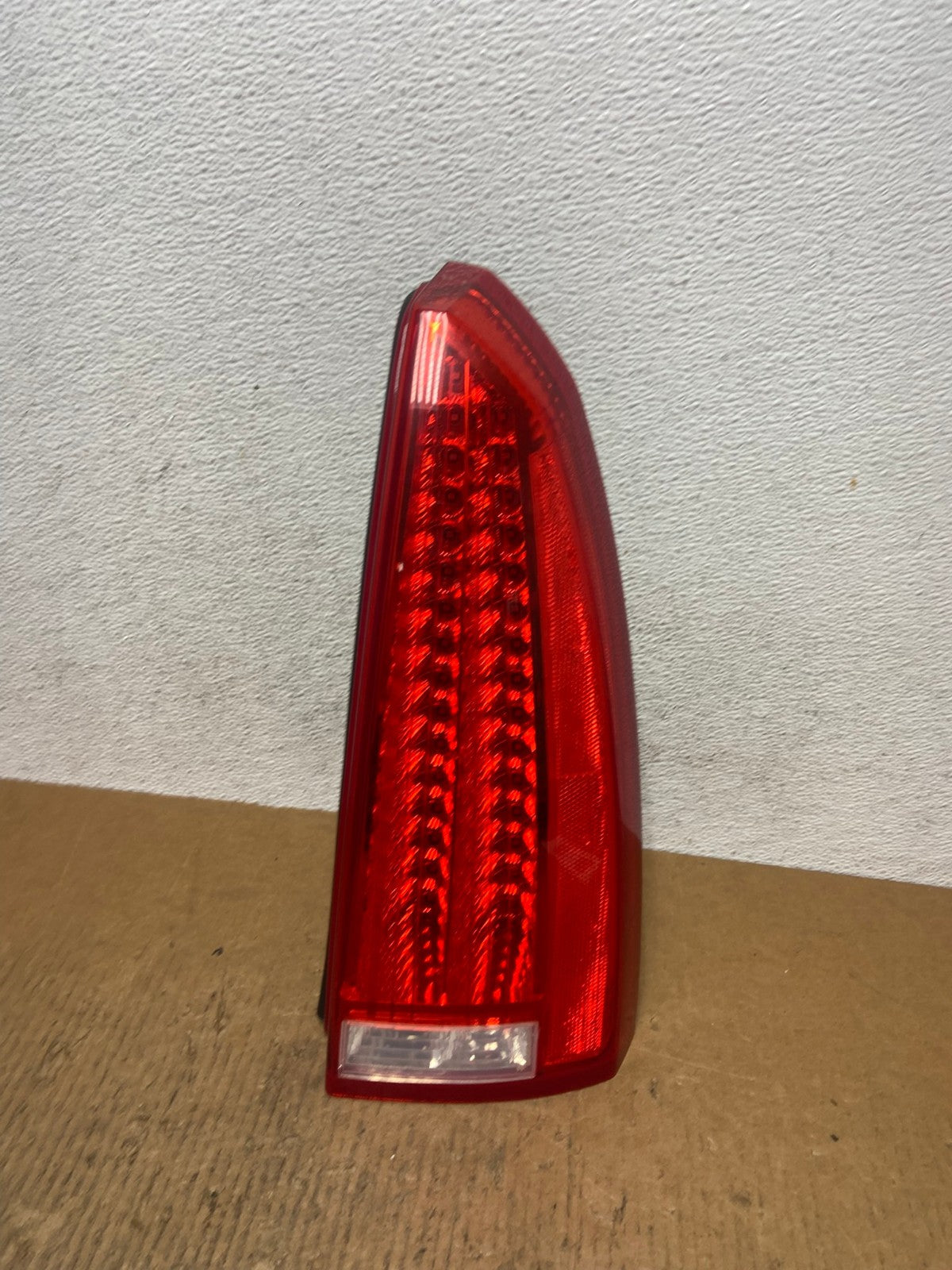 2006 to 2011 Cadillac DTS Right Passenger Rh Side LED Tail light AE2821 LK0