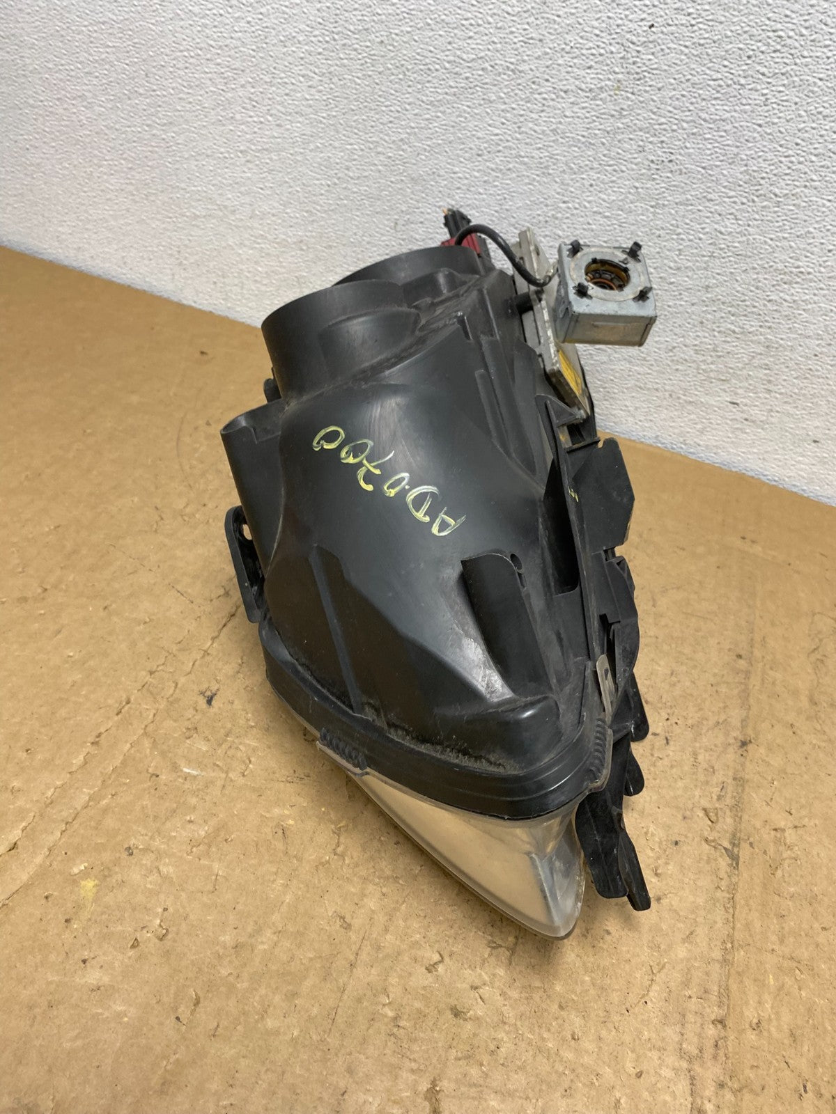 2003 2004 2005 2006 2007 Saab 9-3 Right Passenger Headlight Xenon AD0700 DW7