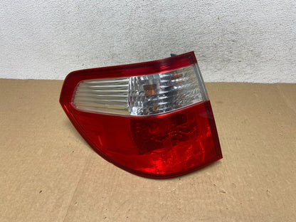2005 2006 2007 Honda Odyssey Left Driver LH Side Tail Light AF9538 DW0
