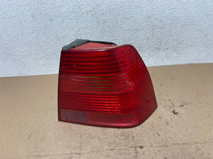 1999 to 2003 Volkswagen Jetta Sedan Right Passenger Tail Light AF5733 LK0
