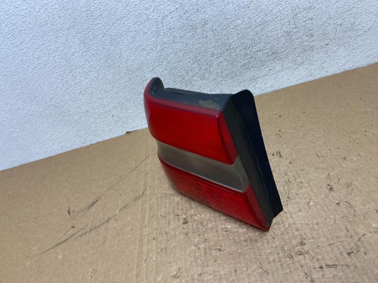 1998 to 2000 Volvo S70 Left Driver LH Side Tail Light AG12001