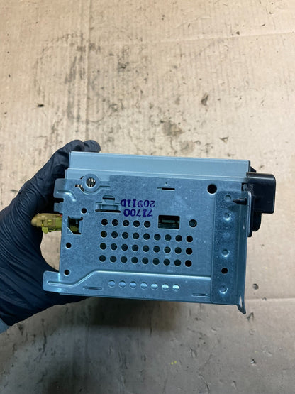 2011 - 2012 Dodge Journey Radio Info Media CD Player Unit OEM t7492 DG3