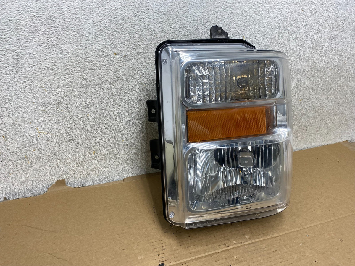 2008 to 2010 Ford F250 Super Duty Left Driver LH Side Headlight AH7796 DW1