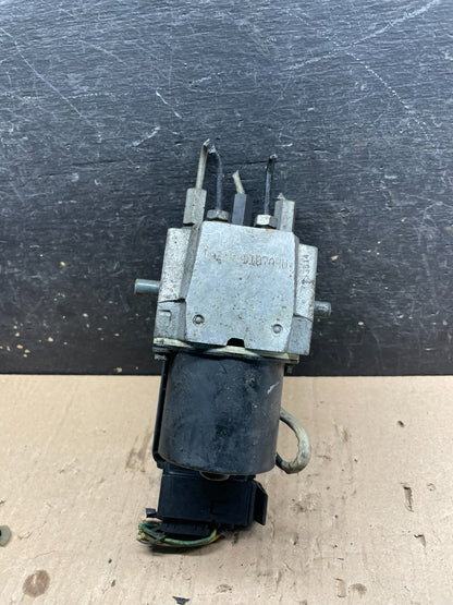 2003 2007 Ford E250 E350 Anti-Lock ABS Antilock Brake Pump U1752 DG2