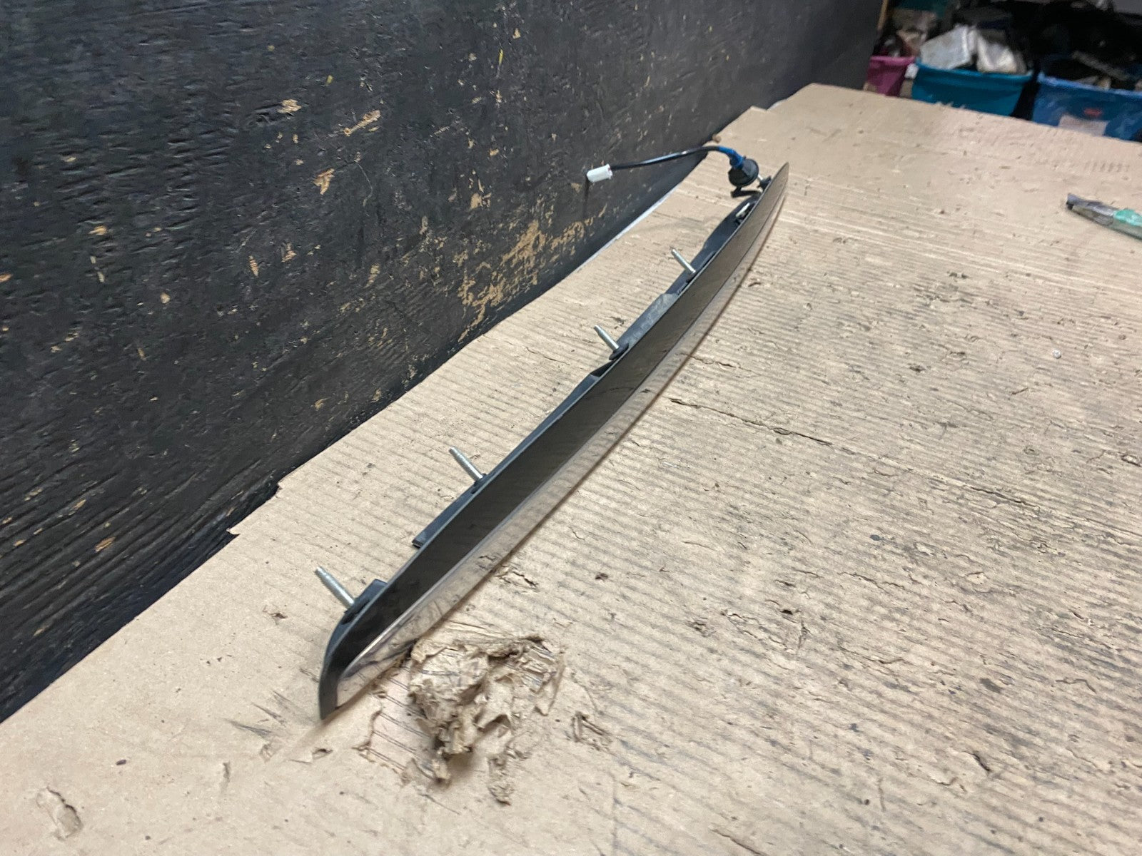 2006 - 2008 Lexus RX400h Tailgate Liftgate Handle License Plate Light V4168 DG2