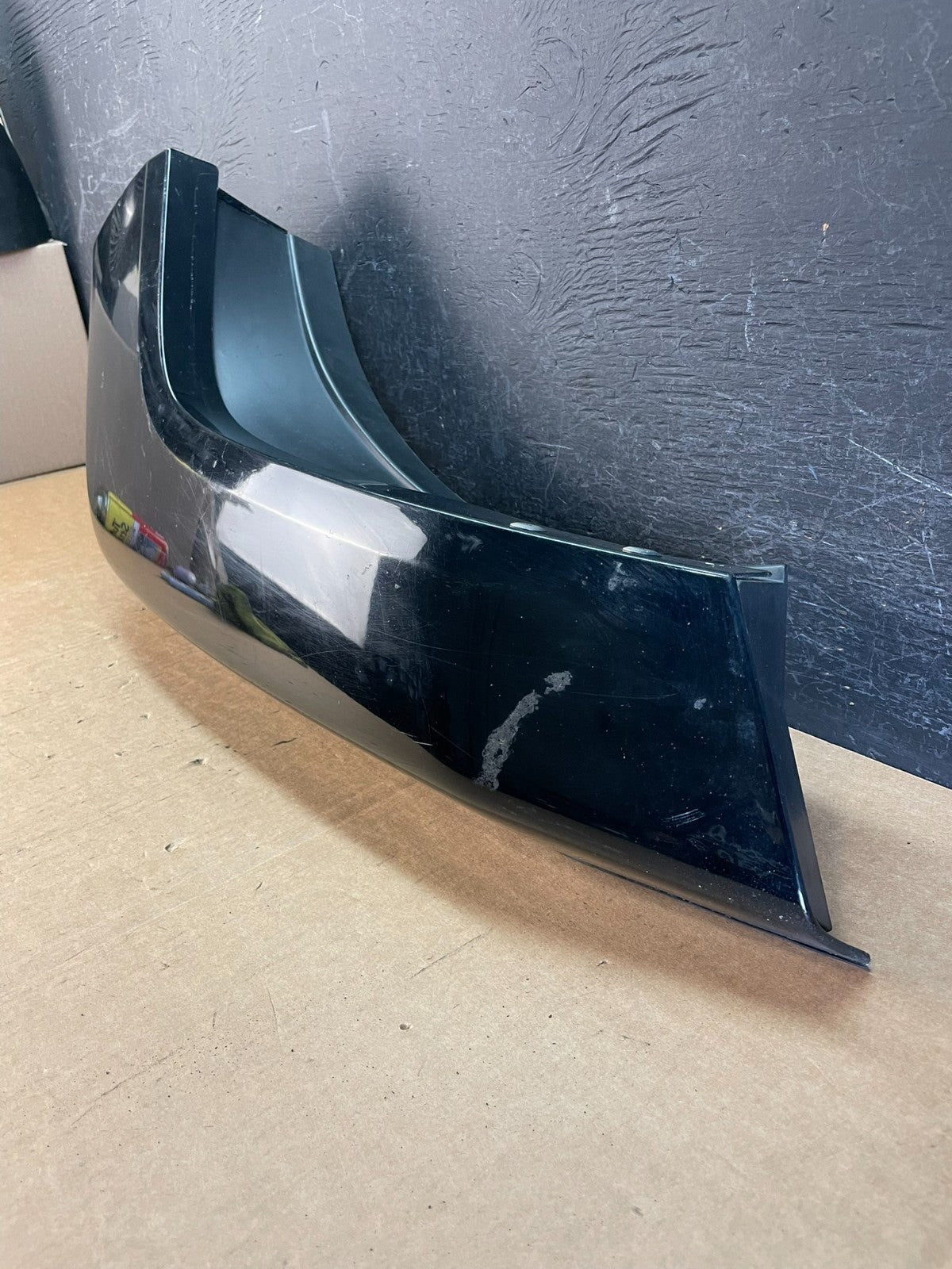 2006 to 2010 Hummer H3 Rear Left Driver Flare Door Molding Trim AE8369 DG2