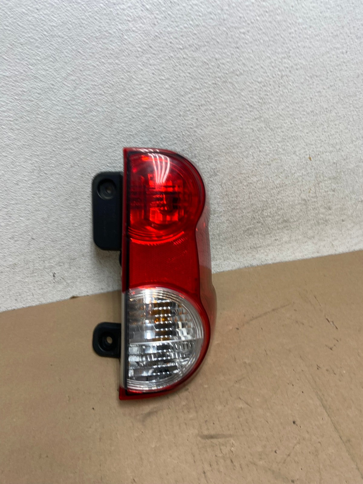 2013 to 2017 Nissan NV200 Right Passenger RH Side Tail Light AG4595 LK2